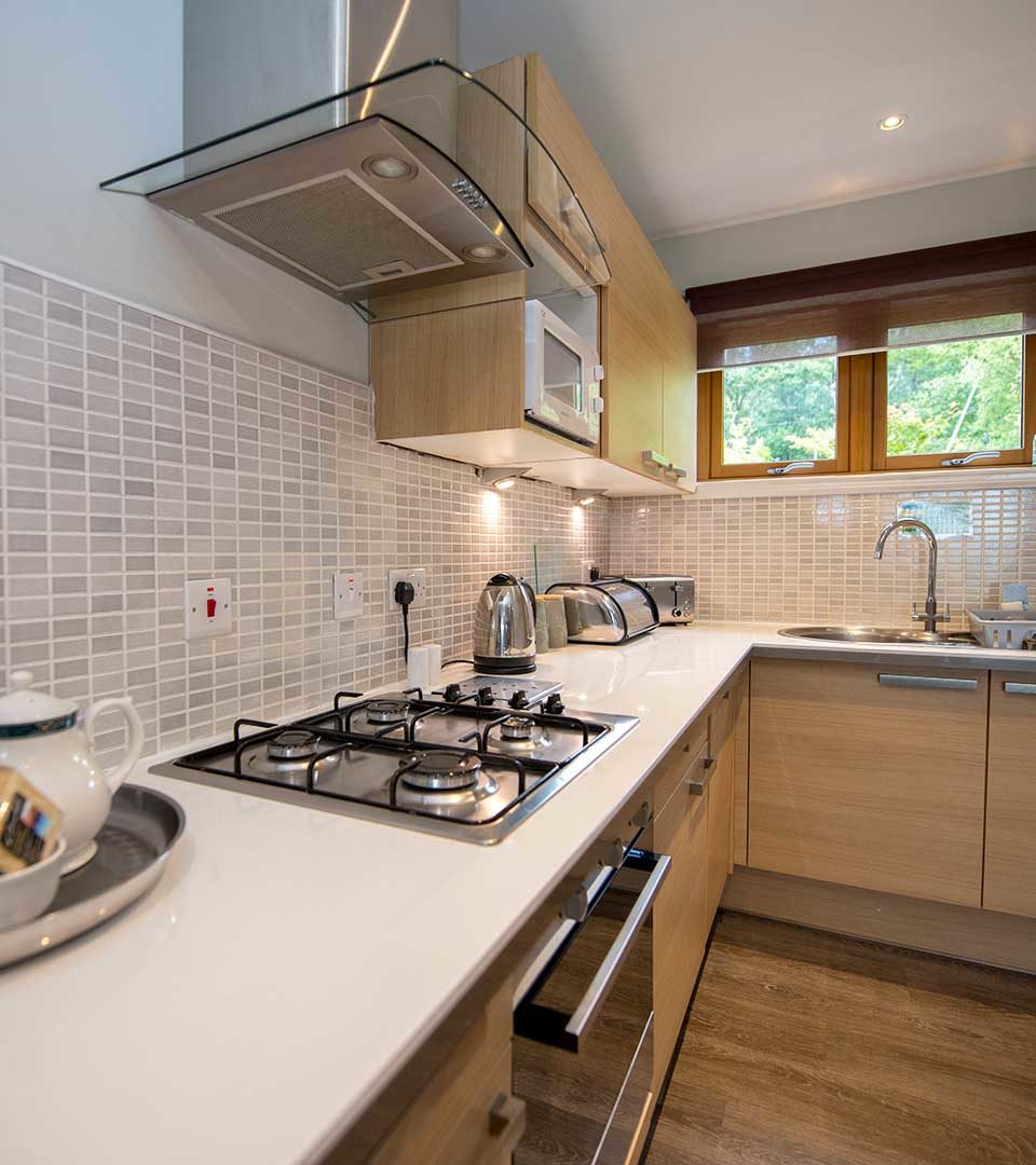 A kitchen in a lodge at Loch Lomond Waterfront